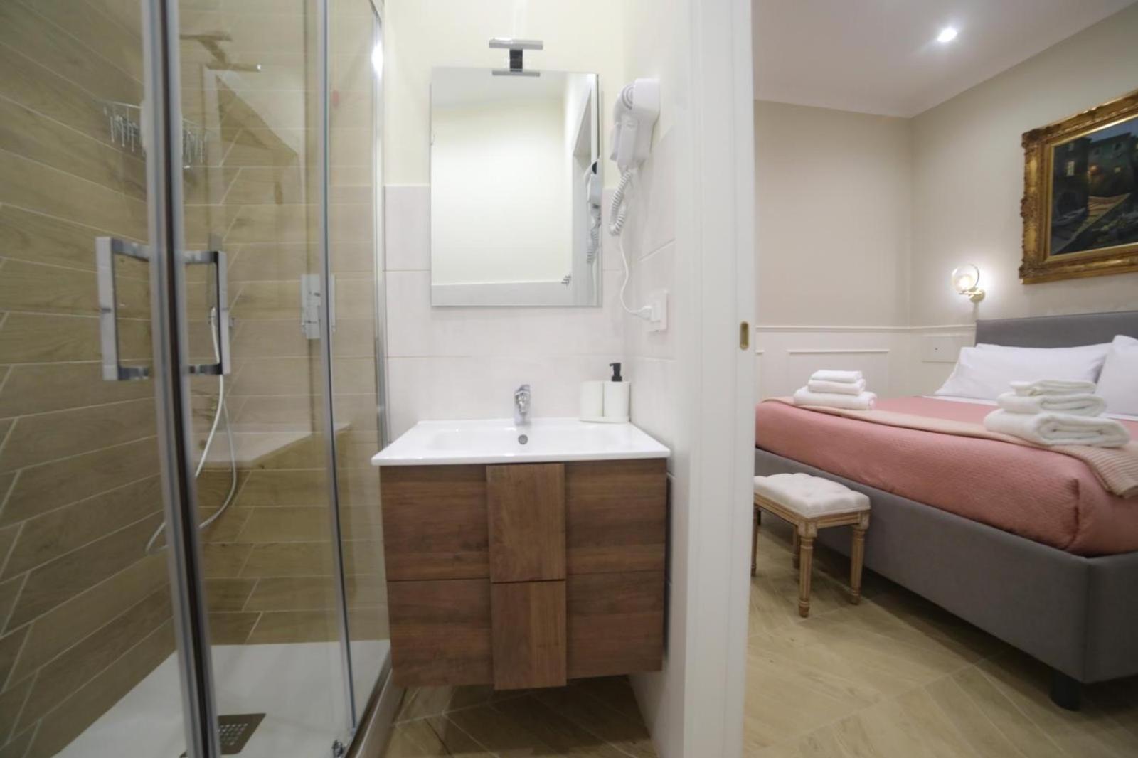 Vico Croce Suite, Spaccanapoli Esterno foto